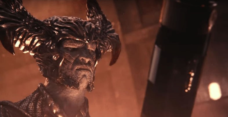 Loạt chi tiết khán giả có thể bỏ qua trong ‘Justice League’