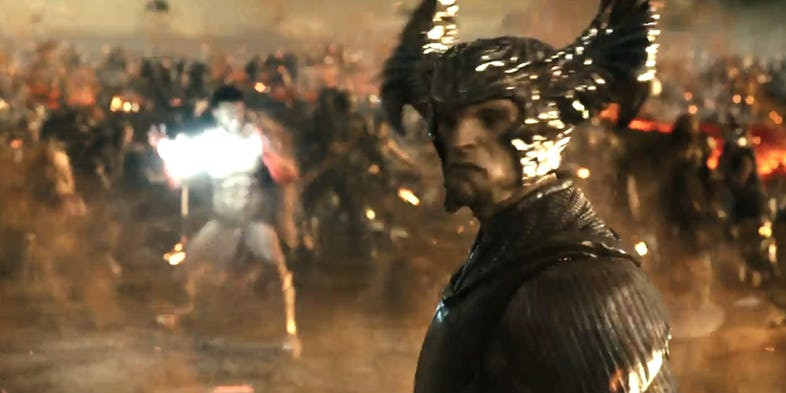 Loạt chi tiết khán giả có thể bỏ qua trong ‘Justice League’