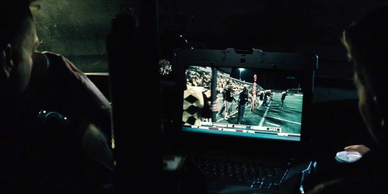 Loạt chi tiết khán giả có thể bỏ qua trong ‘Justice League’