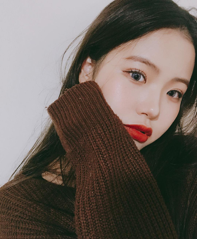 5 thỏi son kem lì giá chỉ khoảng 300.000 VNĐ được con gái Hàn tìm mua nhiều nhất vào mùa lạnh này