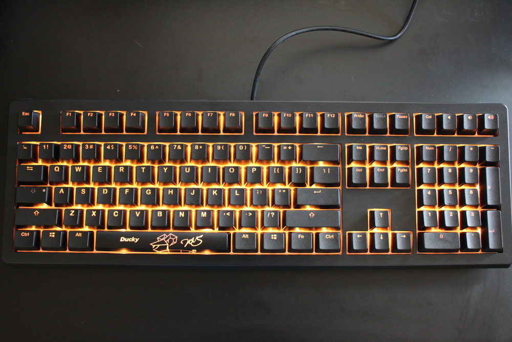 10 bàn phím cơ dành riêng game thủ