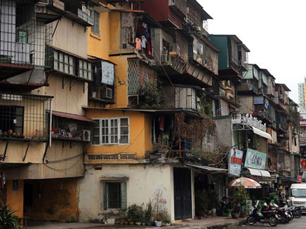 Tòa nhà cũ trên miếng đất vàng: Đại gia 10 năm thèm muốn