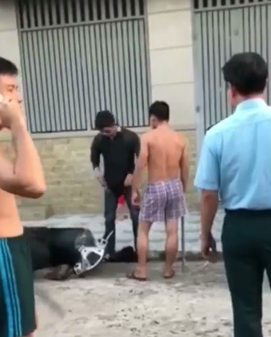 Đồng Nai: Cướp dây chuyền nhưng chạy vào ngõ cụt bị người dân vây bắt