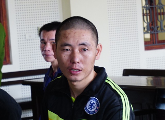 Đùm cơm đưa 7kg thuốc phiện từ Lào sang Việt Nam bán