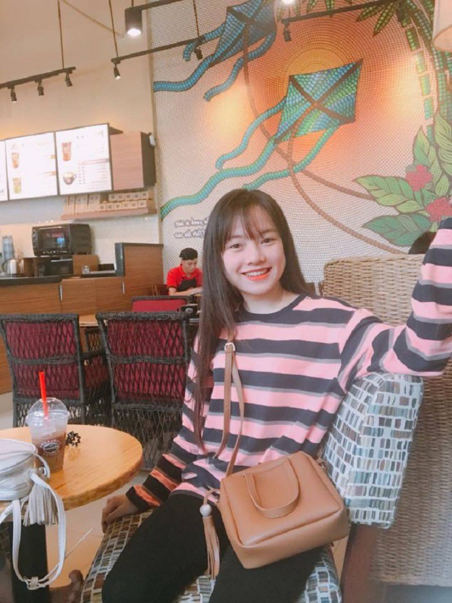 9x Nghệ An bất ngờ gây sốt sau bức ảnh khoe tóc 9x Nghệ An bất ngờ gây sốt sau bức ảnh khoe tóc