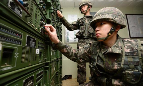 Lính Triều Tiên bị bắn khi đào tẩu muốn được nghe K-Pop