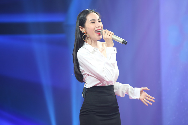 Thủy Tiên: Mẹ chồng trách tôi ít nói, khinh người Thủy Tiên: Mẹ chồng trách tôi ít nói, khinh người