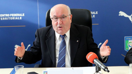 Chủ tịch LĐBĐ Ý từ chức sau khi mất vé World Cup