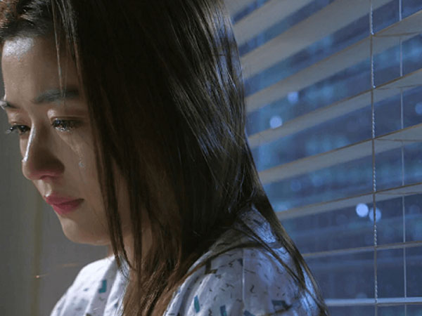 Rũ bỏ tôi và con suốt 6 năm, bỗng nhiên người yêu cũ tìm về và đòi lại con