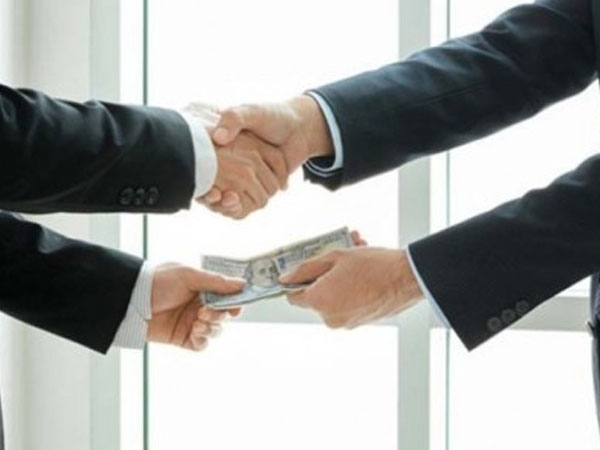 Quan chức nộp lại gần hết tài sản tham nhũng sẽ thoát án tử hình