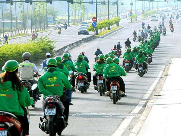 Tài xế xe ôm Uber, Grab bỏ chạy, liệu Mai Linh Bike có trụ vững?