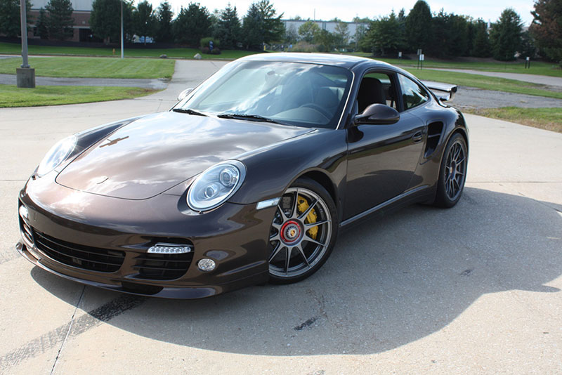 10 chiếc xe tăng tốc nhanh nhất thế kỷ 21