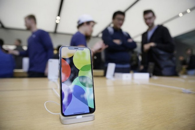 Học sinh làm thêm trái phép để sản xuất iPhone X tại Foxconn