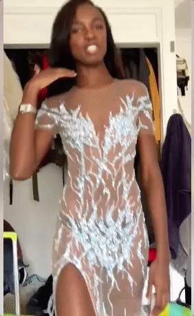 NTK Lê Thanh Hòa: Chân dài sexy bậc nhất Victorias Secret vừa nhìn bản vẽ là thích ngay!