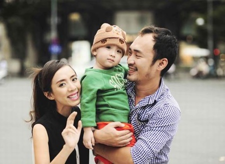Thu Trang – Tiến Luật: Cái tình trong lúc gian khó! Thu Trang – Tiến Luật: Cái tình trong lúc gian khó!