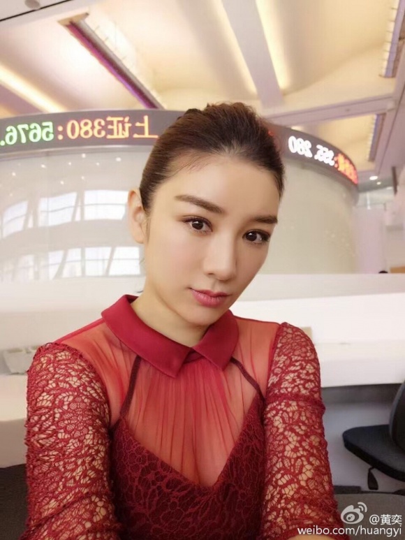 Ba sao nữ Triệu Vy hận suốt đời, có người suýt hủy hoại hoàn toàn sự nghiệp Én nhỏ