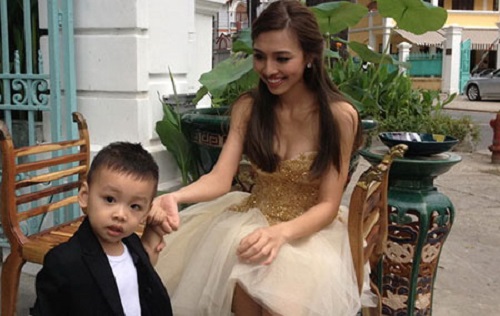 Chấp nhận là vợ 3, vợ 4 của đại gia ngàn tỉ, mỹ nhân Việt hạnh phúc hay bất hạnh?