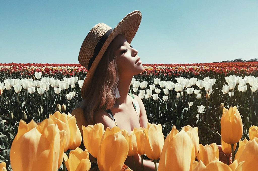 Cuộc sống sang chảnh của tiểu thư 9X trong hội con nhà giàu Singapore