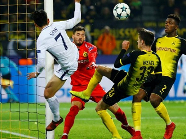 Thắng ngược Dortmund, Tottenham đi tiếp với ngôi đầu bảng