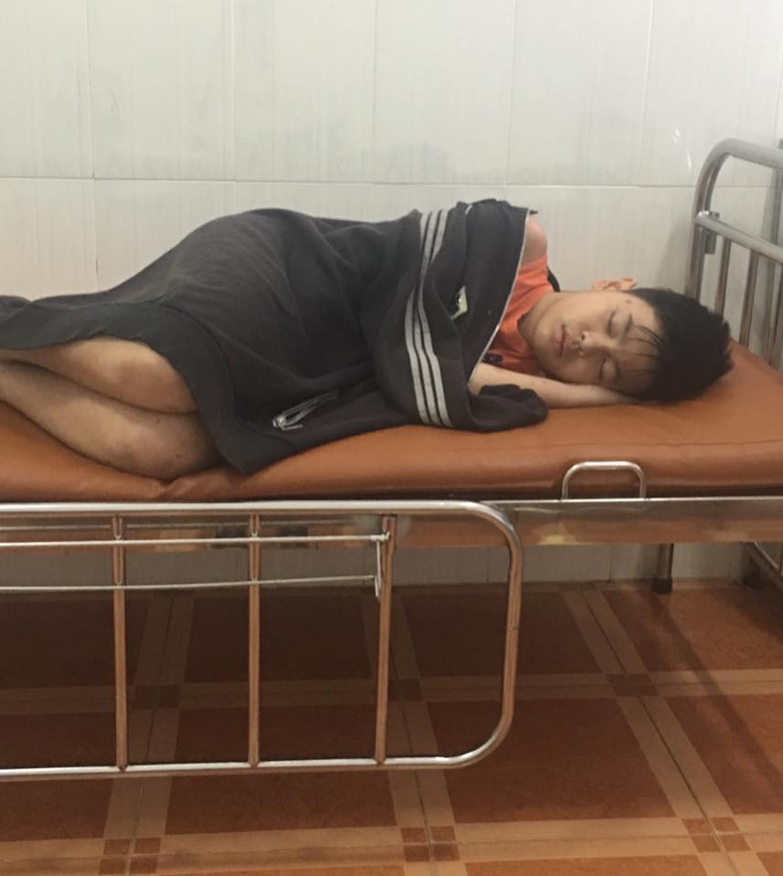 Cát Phượng lo lắng khi thấy con chảy máu cầu cứu cư dân mạng