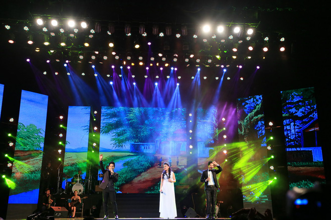 MC Thảo Vân làm ca sĩ, hát bolero ngọt ngào gây bất ngờ lớn