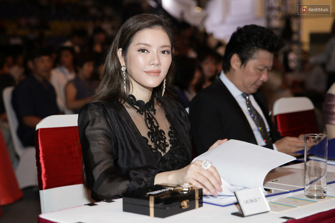 Huyền My khoe vóc dáng đầy gợi cảm trong đêm bán kết Miss Grand International 2017 Huyền My khoe vóc dáng đầy gợi cảm trong đêm bán kết Miss Grand International 2017