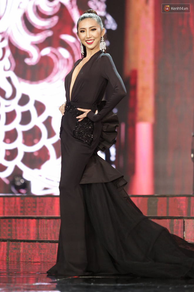 Huyền My khoe vóc dáng đầy gợi cảm trong đêm bán kết Miss Grand International 2017 Huyền My khoe vóc dáng đầy gợi cảm trong đêm bán kết Miss Grand International 2017