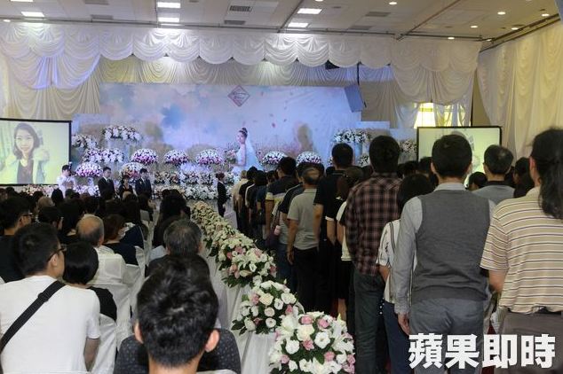 Đám cưới trở thành đám tang sau cái chết bi kịch của cô dâu: Kiếp sau anh mong mình vẫn sẽ là vợ chồng