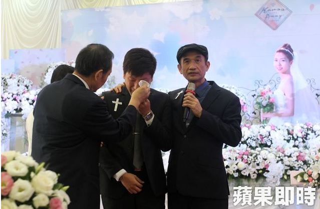 Đám cưới trở thành đám tang sau cái chết bi kịch của cô dâu: Kiếp sau anh mong mình vẫn sẽ là vợ chồng