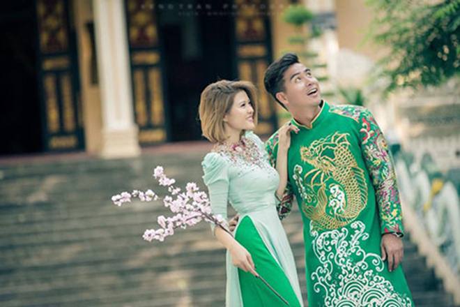 Cuối năm 2016, DJ sinh năm 1991 đã chính thức về chung một nhà cùng Việt Thắng và hé lộ về chuyện tình đầy lãng mạn khi cô bỏ qua những lời săn đón của không ít đại gia để đến với chàng cầu thủ hơn mình 10 tuổi.