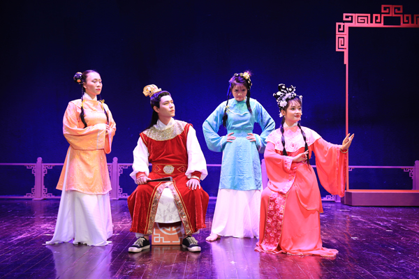 NSND Anh Tú: Tôi gầy sọp, không ăn không ngủ nổi