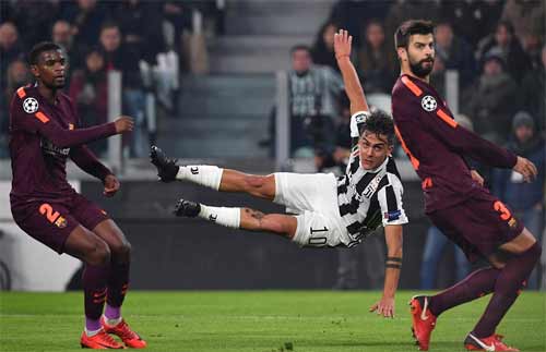 Chia điểm với Juventus, Barca giành vé đi tiếp kèm vị trí dẫn đầu
