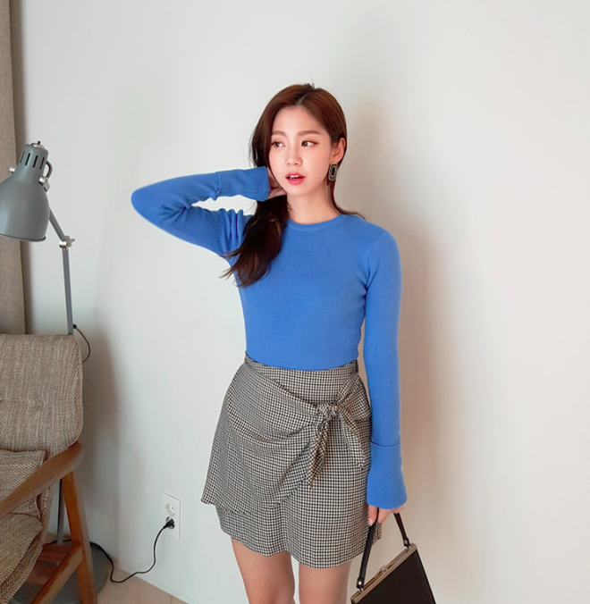 Lên đồ ấm áp cho ngày trời lạnh tăng cường với 4 kiểu chân váy chuyên dụng của mùa đông Lên đồ ấm áp cho ngày trời lạnh tăng cường với 4 kiểu chân váy chuyên dụng của mùa đông