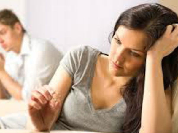 Chồng cờ bạc rồi rượu chè, tôi có nên hàn gắn?