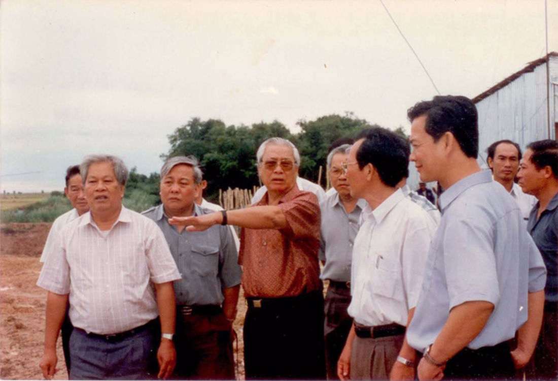 Cố Thủ tướng Võ Văn Kiệt: Chức quyền chỉ là phương tiện vì dân Cố Thủ tướng Võ Văn Kiệt: Chức quyền chỉ là phương tiện vì dân