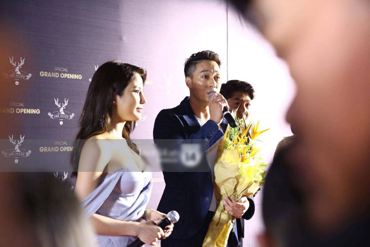 So Ji Sub xuất hiện cực bảnh trai, sánh đôi với Diệp Lâm Anh tại sự kiện So Ji Sub xuất hiện cực bảnh trai, sánh đôi với Diệp Lâm Anh tại sự kiện