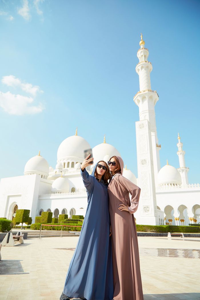 Minh Hằng - Phạm Hương khẳng định vẻ đẹp Việt ở Dubai