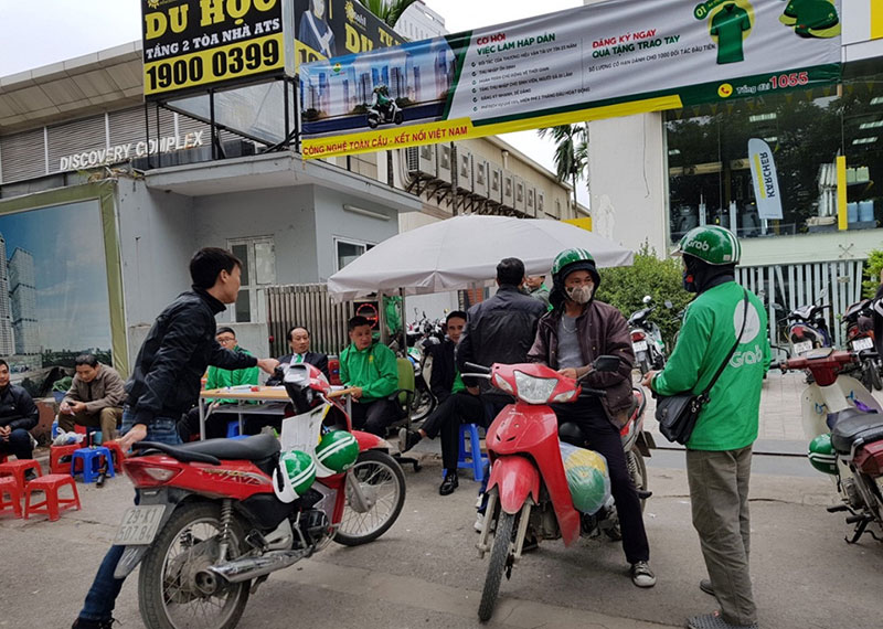 Mai Linh làm xe ôm công nghệ: Thông minh hay đang đi xuống?