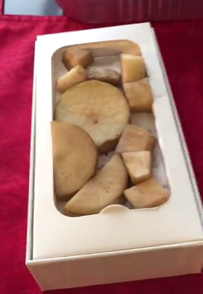 Mua iPhone dịp Black Friday, nhận được 11 mẩu khoai tây