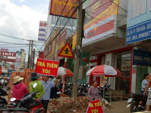 Giám đốc quỹ tín dụng bỏ trốn ra nước ngoài, tiền gửi của người dân sẽ ra sao?