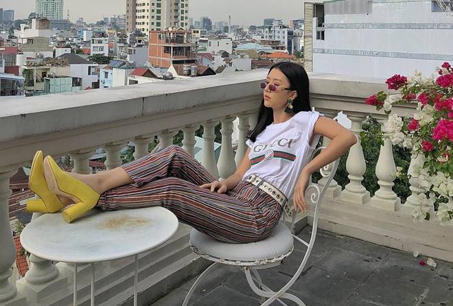 Quỳnh Anh Shyn xuất hiện cá tính trong lần đầu làm fashion blogger Quỳnh Anh Shyn xuất hiện cá tính trong lần đầu làm fashion blogger