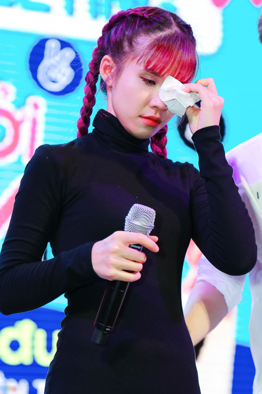 Khởi My: Ngôi sao khác người, tìm thanh bình giữa thị phi showbiz