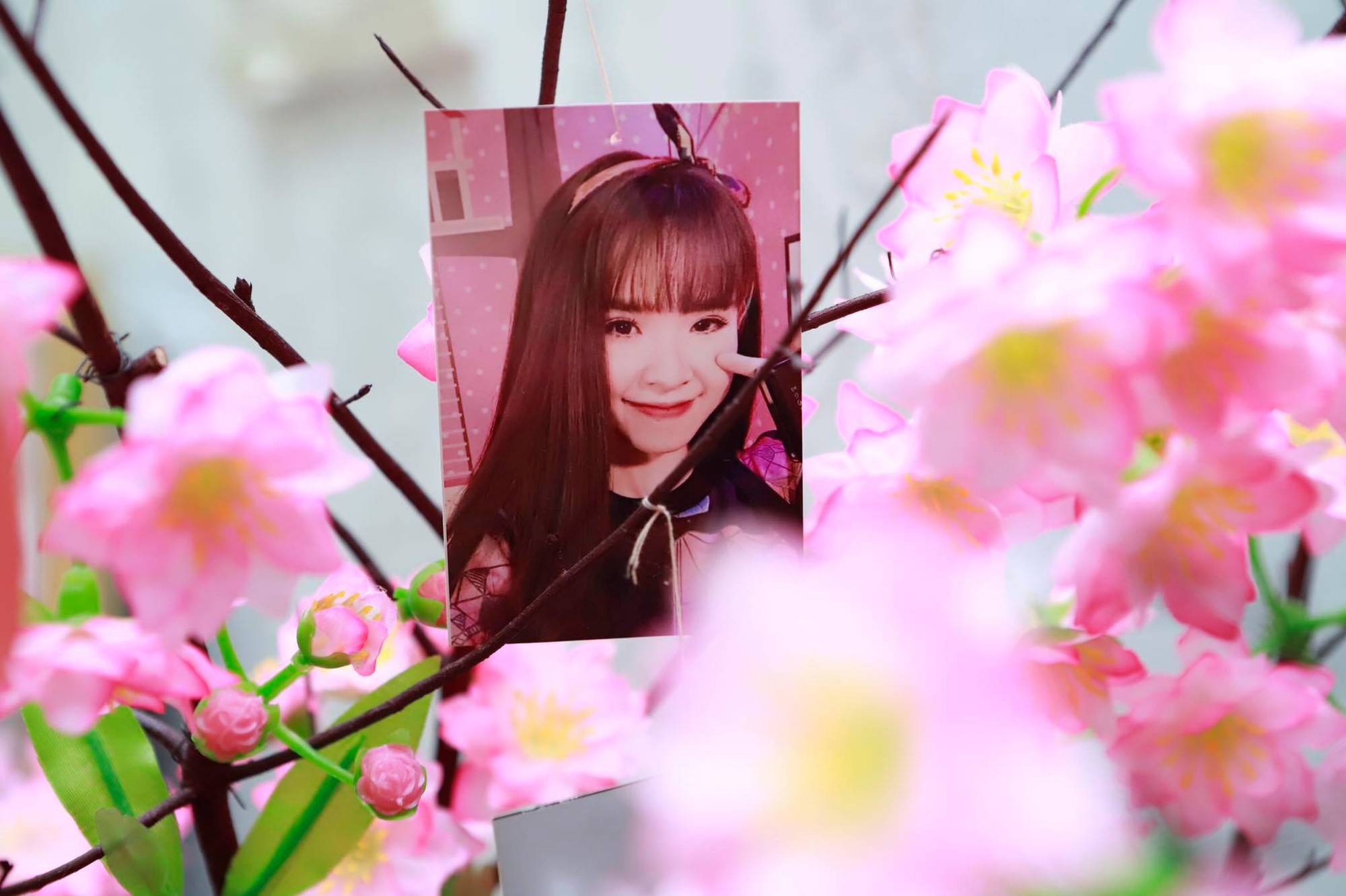 Cận cảnh bên trong Lễ vu quy bất ngờ của Khởi My và Kelvin Khánh sáng nay