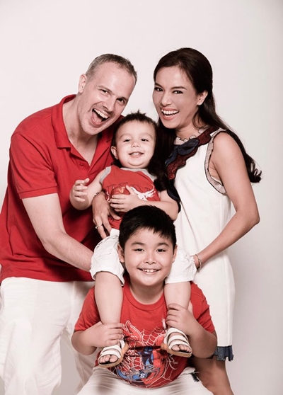 Hé lộ điều chưa biết về bạn trai ngoại quốc của Lý Thanh Thảo