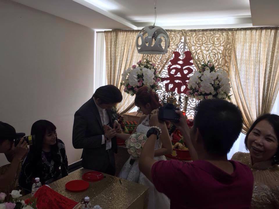 Má Năm nổi tiếng khó tính đã nói gì với Khởi My và Kelvin Khánh trong ngày hạnh phúc?