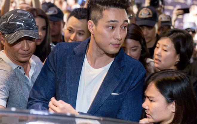 Thực hư chuyện sao Việt lộn xộn, So Ji Sub bỏ về sớm tại sự kiện