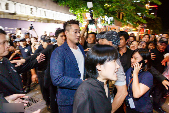 Thực hư chuyện sao Việt lộn xộn, So Ji Sub bỏ về sớm tại sự kiện