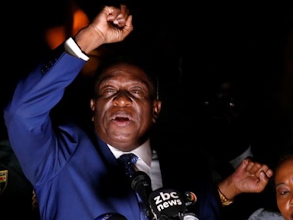 Cựu phó tổng thống Zimbabwe thề xây dựng nền dân chủ mới