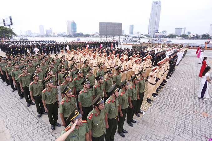 Công an, quân đội xuất quân bảo vệ APEC