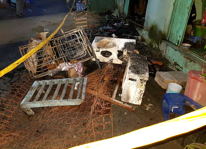 Hai bà cháu tử vong trong căn nhà cháy ngùn ngụt giữa đêm ở Sài Gòn